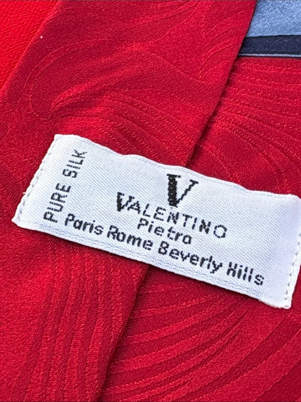 Valentino Paris vintage silk tie!!
